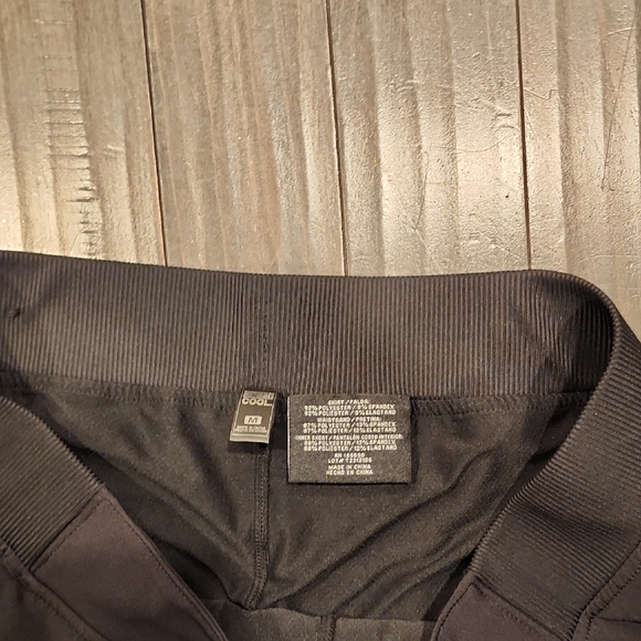 32 Degrees Black Mini Skirt with Side Slit - Picture 3 of 3